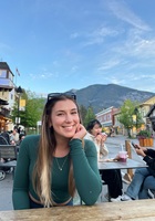 Online Grade 12 Physics tutor named Alexandra