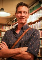 Online UK A Level French tutor named Valéry