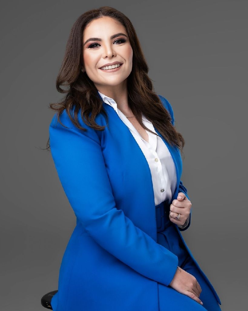 A photo of Ximena Constanza, a tutor from john cabot University