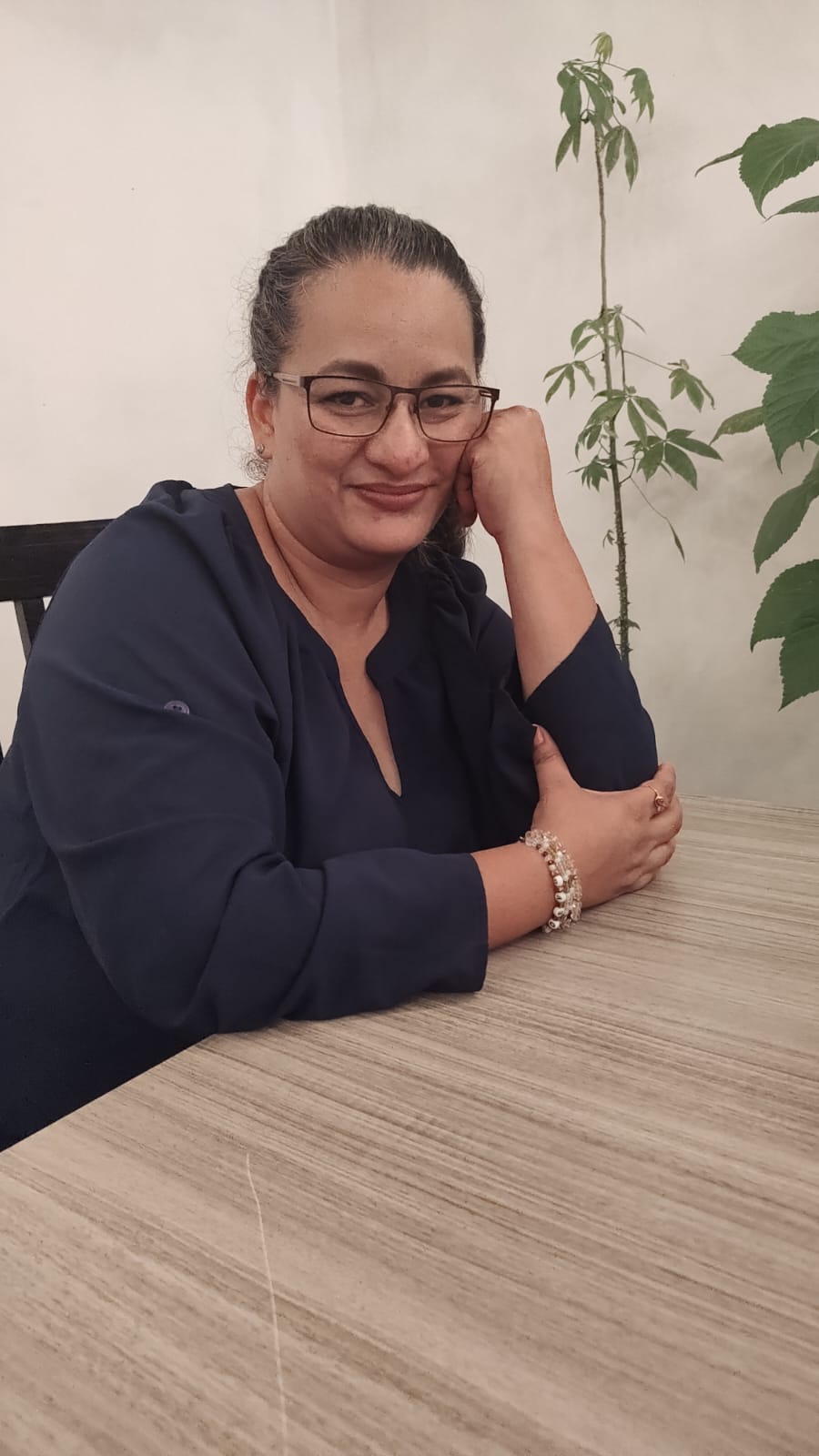 Online Math 1 tutor named DEVORAH IXCHEL