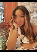Online Creative Writing tutor named Francesca