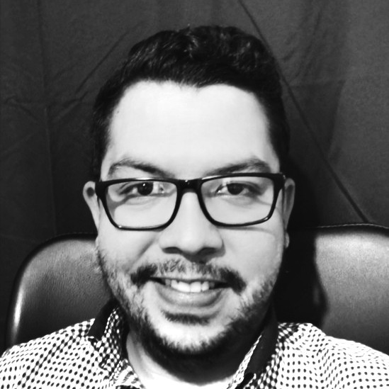Online Information Technology tutor named César