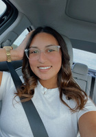 A photo of Jennifer, a tutor from Florida International University