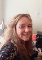 A photo of Julie, a tutor from Rockford College