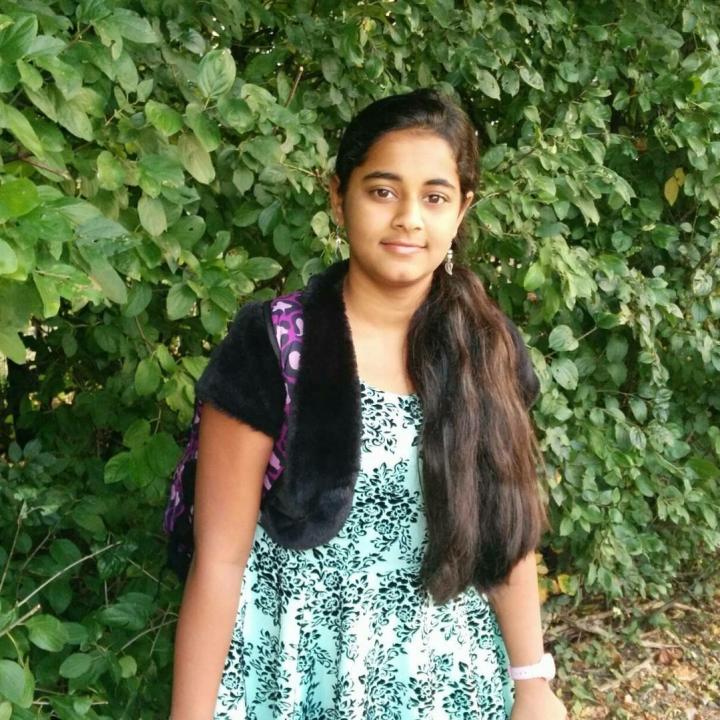 A photo of Sravani, a tutor from University of Illinois at Chicago