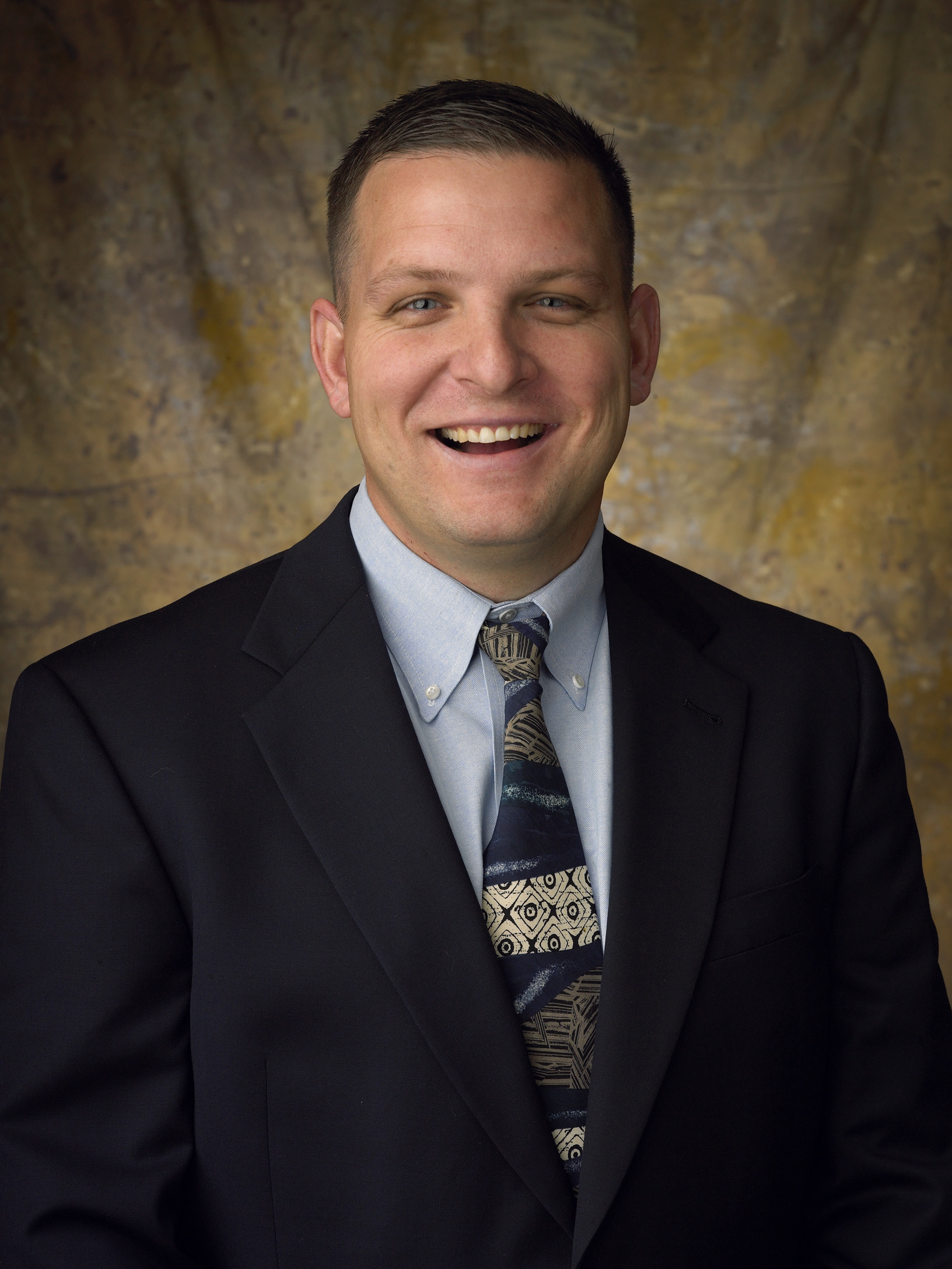 A photo of Lee, a tutor from University of Phoenix-Phoenix-Hohokam Campus