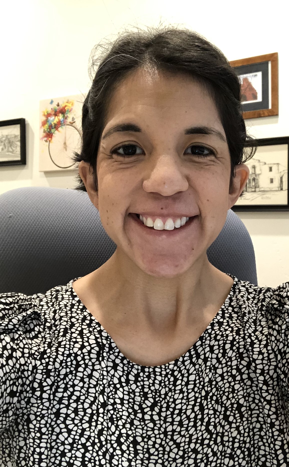 A photo of Mary, a tutor from Lesley University