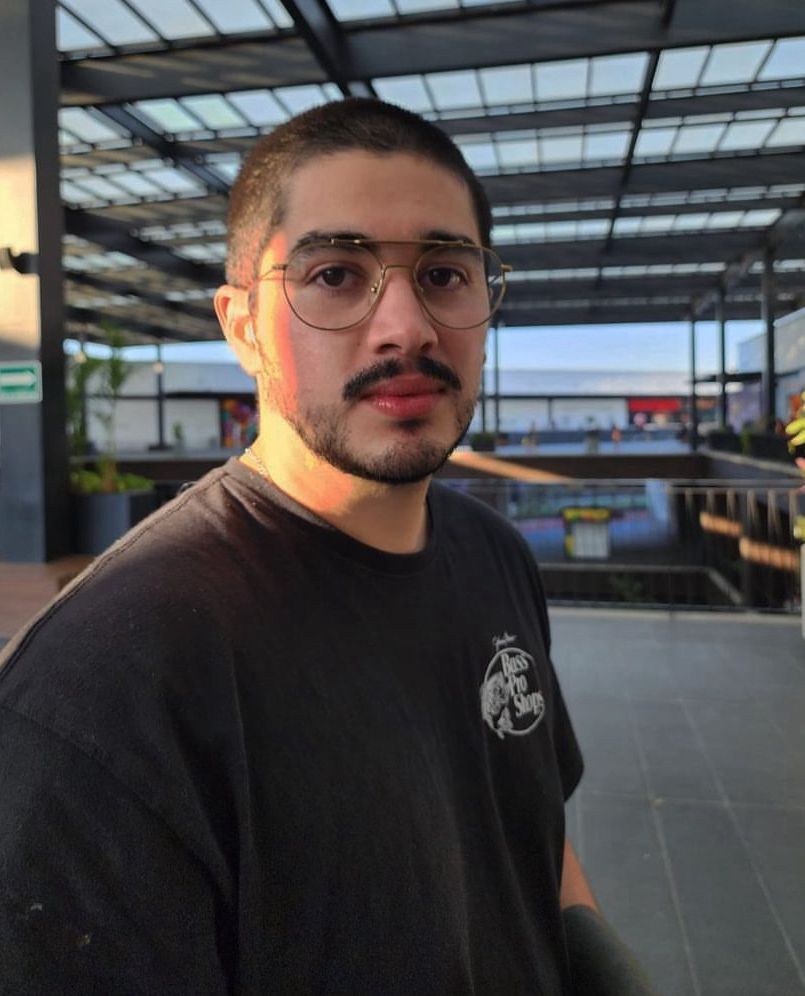 Guadalajara Languages tutor named Leonardo Guadalajara Languages tutor named Leonardo