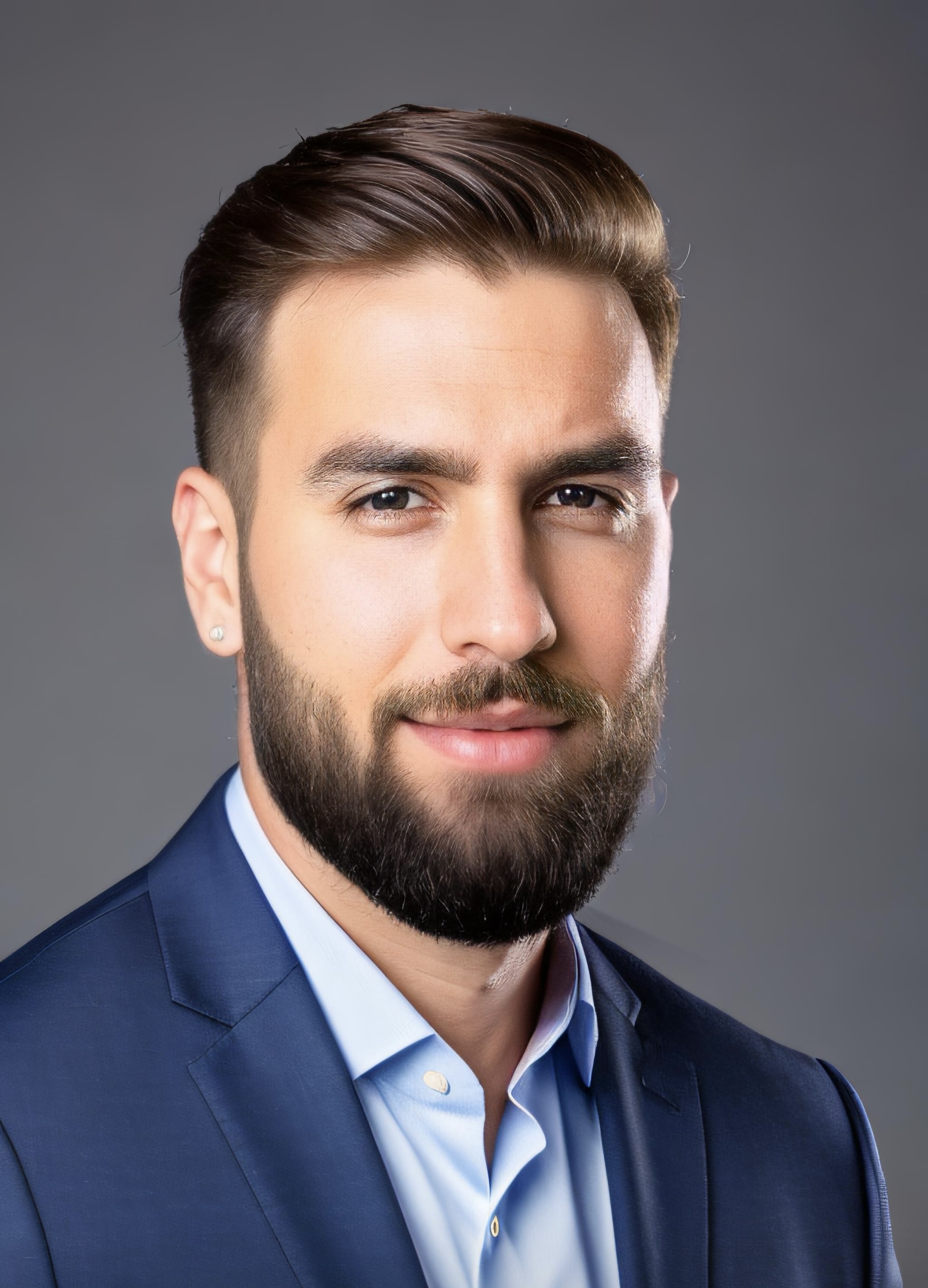 A photo of Peter, a tutor from Seneca College