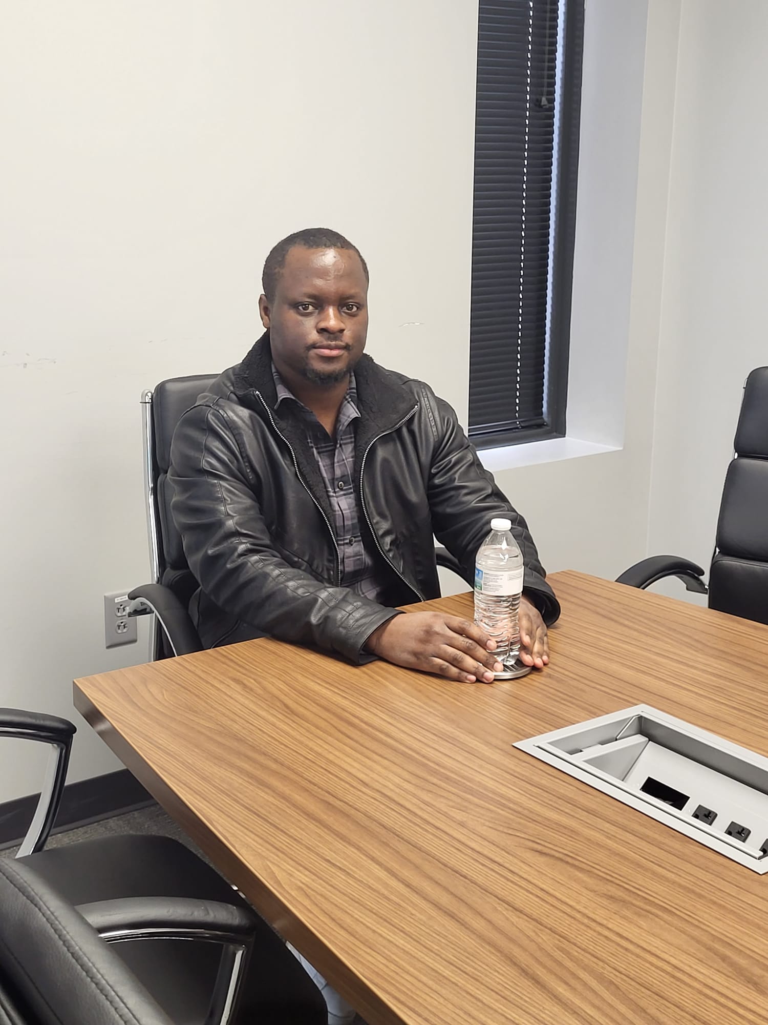 Online Physical Chemistry tutor named Temban