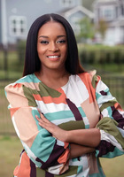 Online Math 1 tutor named Nathia