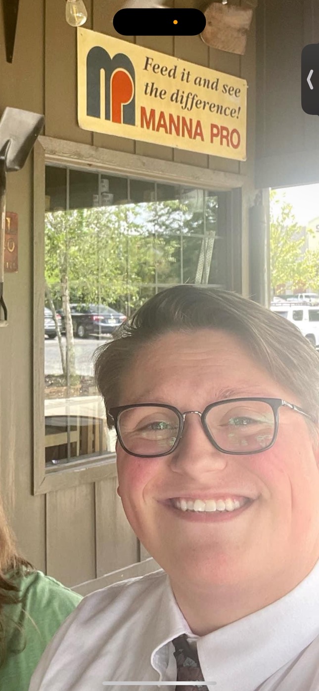 A photo of Isaac, a tutor from Metropolitan Community College-Kansas City