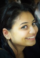 Online UK A Level French tutor named Esha