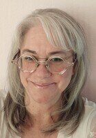 A photo of Karla, a tutor from Augsburg College