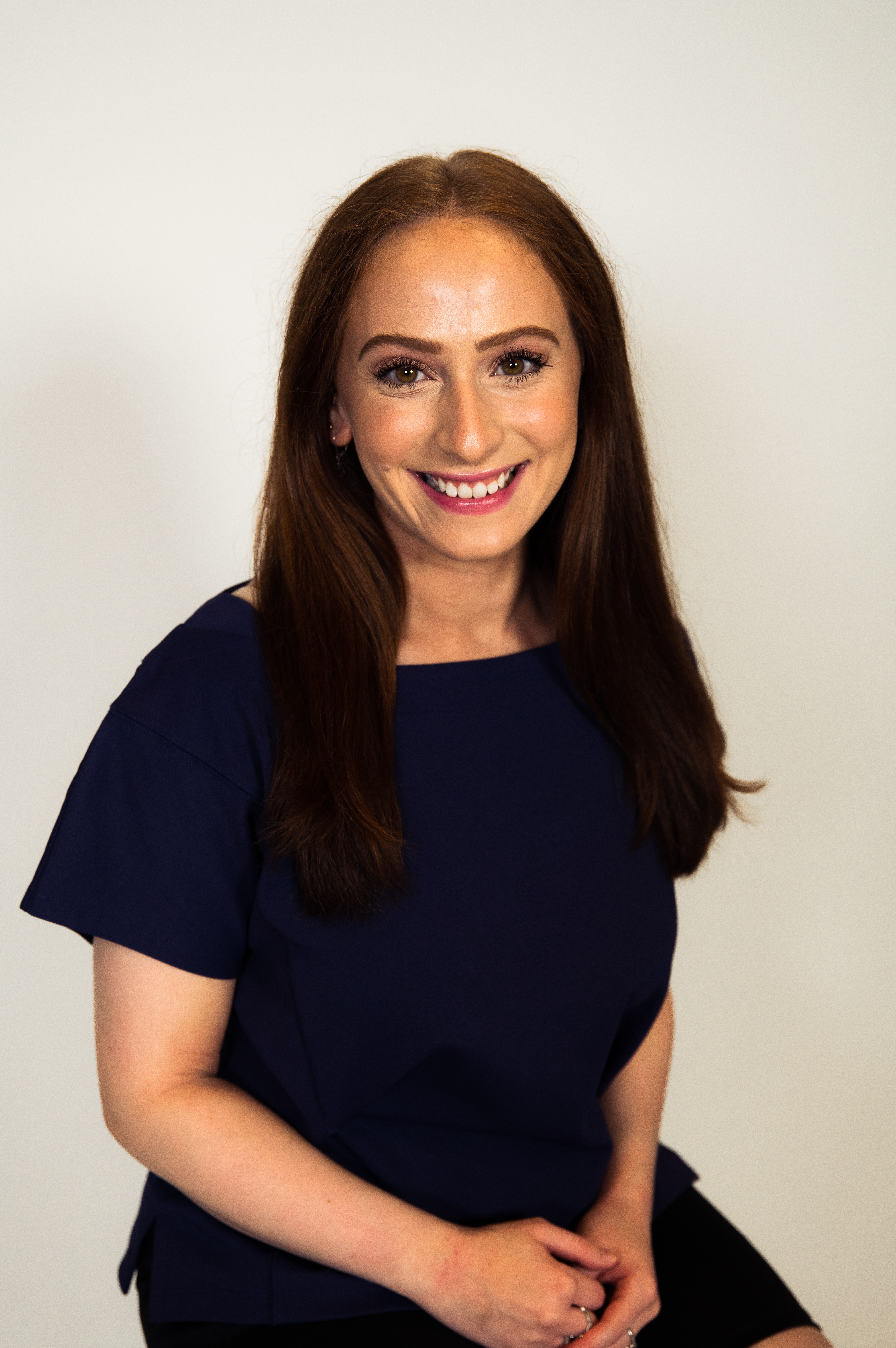 Online IB French tutor named Vanessa