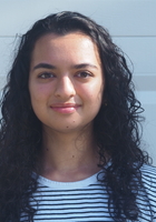 Online High School French tutor named Alizah