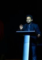 Online Fluid Mechanics tutor named Ratnadeep