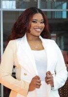 A photo of Rayana, a tutor from Illinois State University A photo of Rayana, a tutor from Illinois State University
