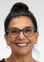 A photo of Linda, a tutor from Marygrove College