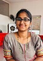 A photo of Sravya, a tutor from Lambton College