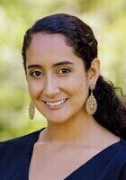 Online Grade 9 Math tutor named Casandra