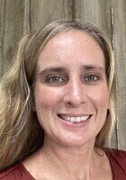 Online Marine Biology tutor named Elizabeth