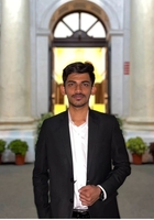 Online Fluid Mechanics tutor named mohit