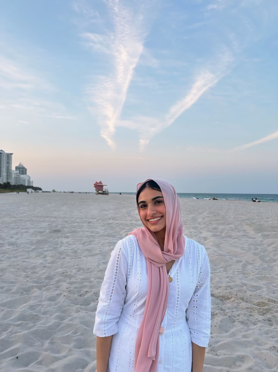 A photo of Mahim, a tutor from Florida International University