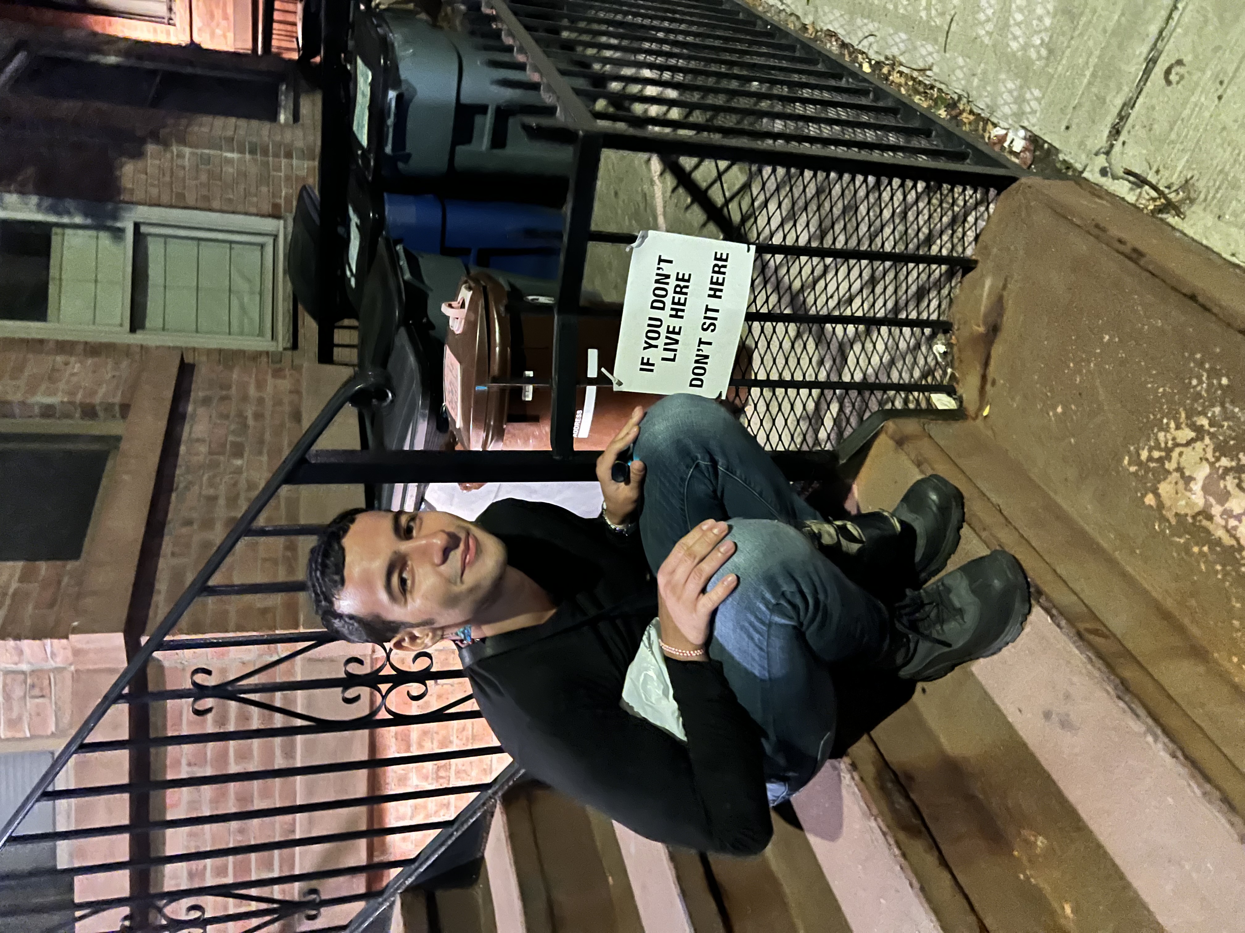 Online Fluid Dynamics tutor named Antony