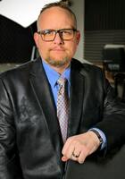 Online Canadian History tutor named Ryan