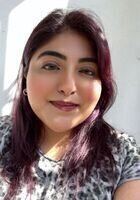 A photo of Laura, a tutor from National Louis University