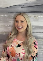 A photo of Rachel, a tutor from Eastern University