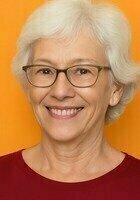 A photo of Edna, a tutor from Concordia University-Seward A photo of Edna, a tutor from Concordia University-Seward
