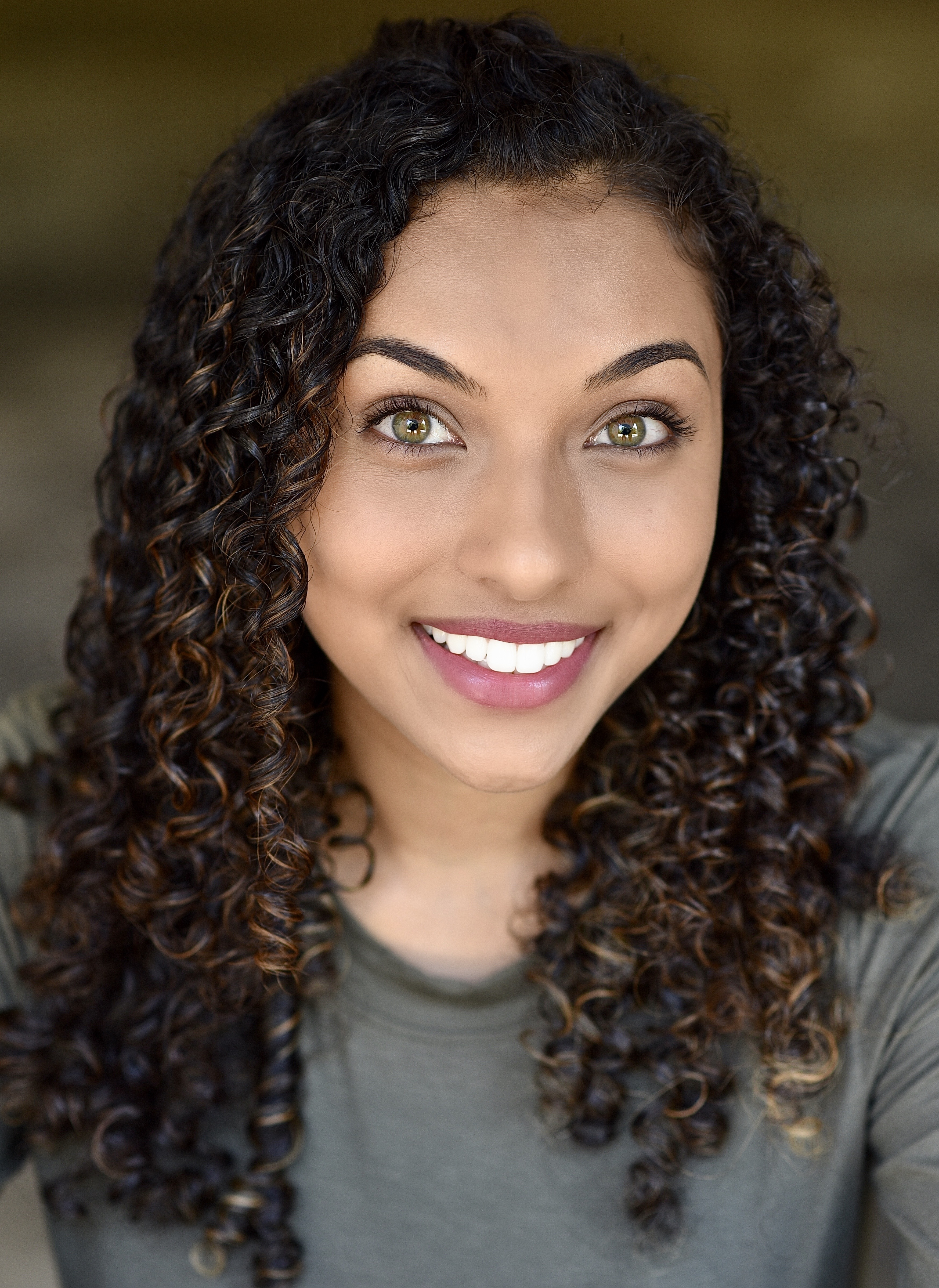 A photo of Ayesha, a tutor from New York University