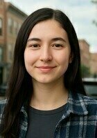A photo of Laine, a tutor from Illinois State University