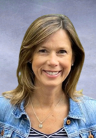 A photo of Debra, a tutor from Simmons College
