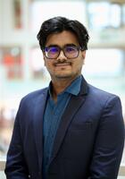 Online IB Chemistry tutor named Nitya