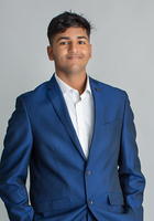 A photo of Yash, a tutor from University of Alberta