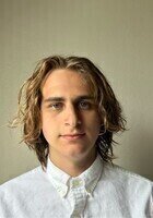 Online AP Physics C: Electricity and Magnetism tutor named Vince