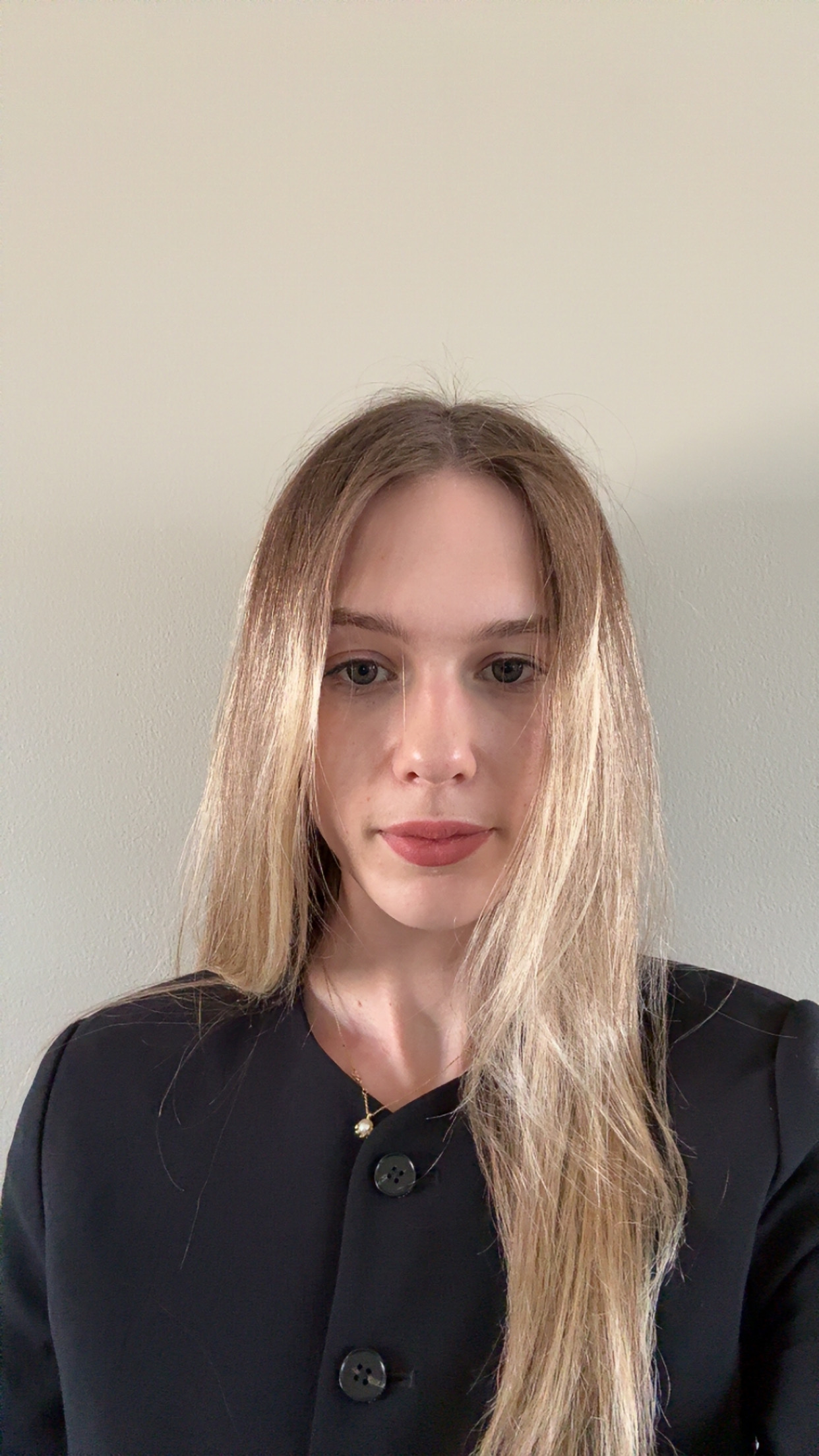 A photo of Helena, a tutor from University of Calgary