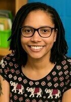 A photo of Tatiana, a tutor from Johns Hopkins University