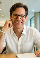 Online Study Skills tutor named David