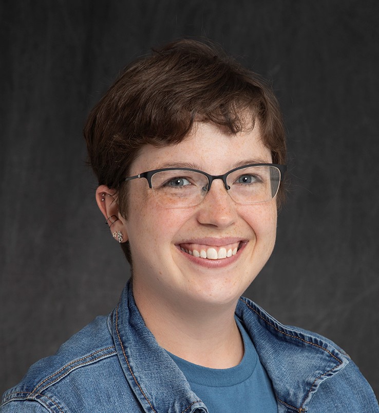 A photo of Megan, a tutor from Northern State University
