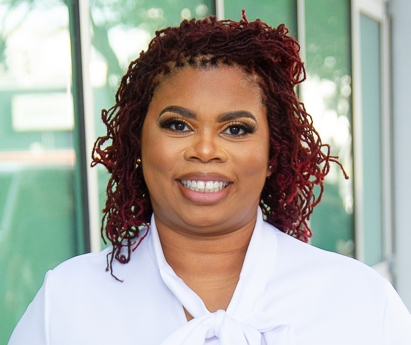 Online Conversational French tutor named Latasha Lynn