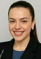 Online French 1 tutor named Tia