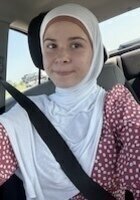 Online Marine Biology tutor named Kennadi