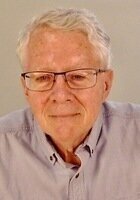 A photo of Leo, a tutor from Massachusetts Institute of Technology