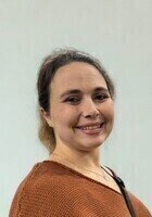 Online CLEP Biology tutor named Ravenia