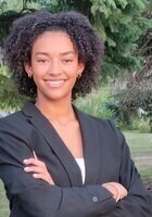 A photo of Aiyauna, a tutor from Queen's University