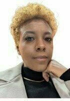 A photo of Zelena, a tutor from Jackson State University
